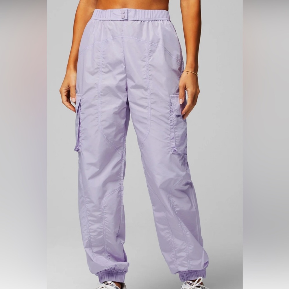 NWT Fabletics Lavender Cargo Joggers Size Small